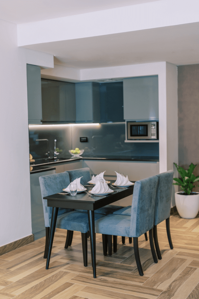 guest room dinning services